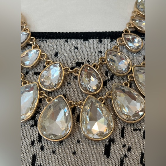 18” Chunky Teardrop Rhinestone Multi Tier Gold Tone Necklace Set with Earrings - Picture 10 of 14
